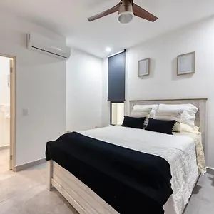  Apartment Pedregal Towers